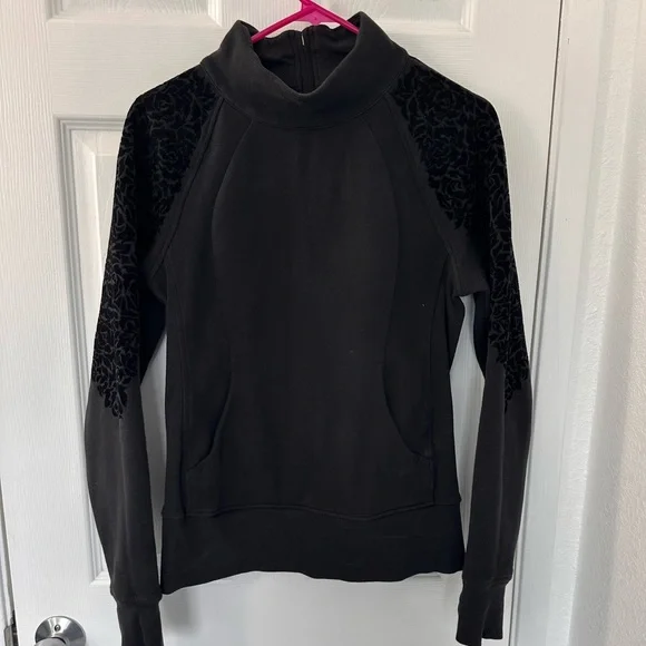 Lululemon Black Pullover with Flocked Floral Accents- Half Zip- PTP 19”- GUC - Picture 4 of 6